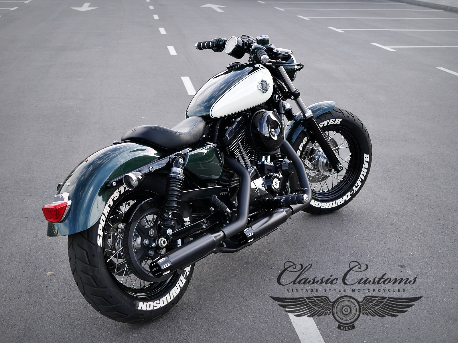18 HD Sportster 1200 C Speedwey