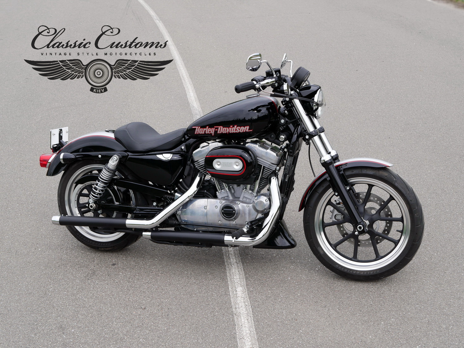 33 HD Sportster Low 883