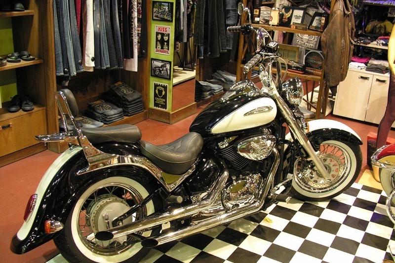 Suzuki Volusia Vintage edition 